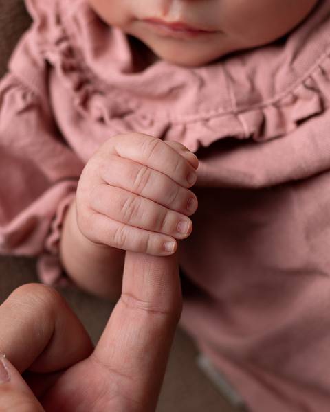 Ensaio de Acompanhamento de Rannah com 1 mês'