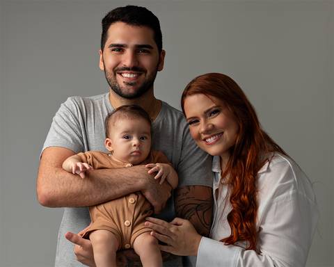 Ensaio de bebê em estúdio. Acompanhamento de 3 meses'