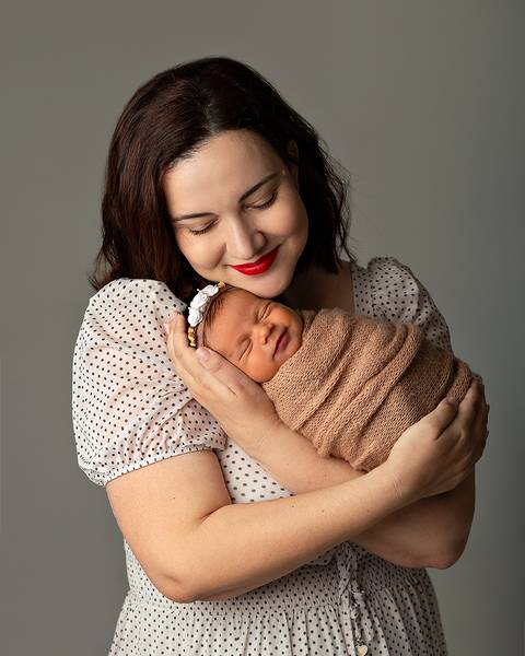 Ensaio Newborn em estúdio. Fotos de primeiros dias de bebê'