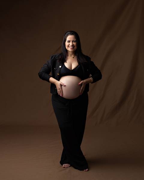 Ensaio de gestante em estúdio'