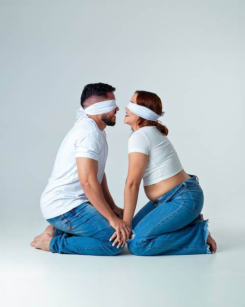 Ensaio de revelação de gênero do bebê.'