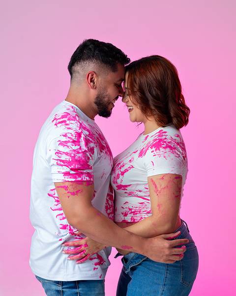 Ensaio de revelação de gênero do bebê.'