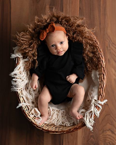 Ensaio de Acompanhamento do bebê em estúdio'