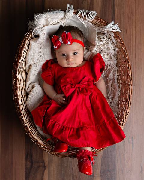 Ensaio de Acompanhamento do bebê em estúdio'