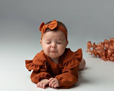 Ensaio de Acompanhamento do bebê em estúdio'