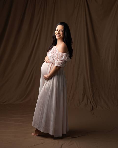 Ensaio de Gestante em Estúdio. Chique e atemporal. Natal/RN'