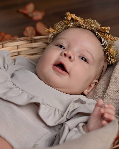 Ensaio de Acompanhamento do bebê em estúdio'