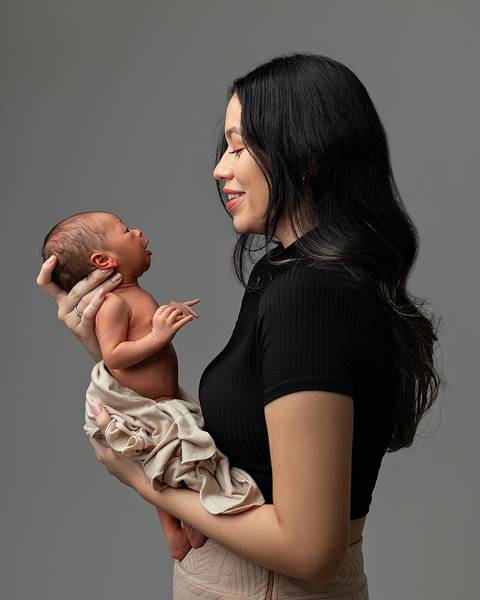 Ensaio Newborn de bebê clean e minimalista em estúdio Natal/RN'