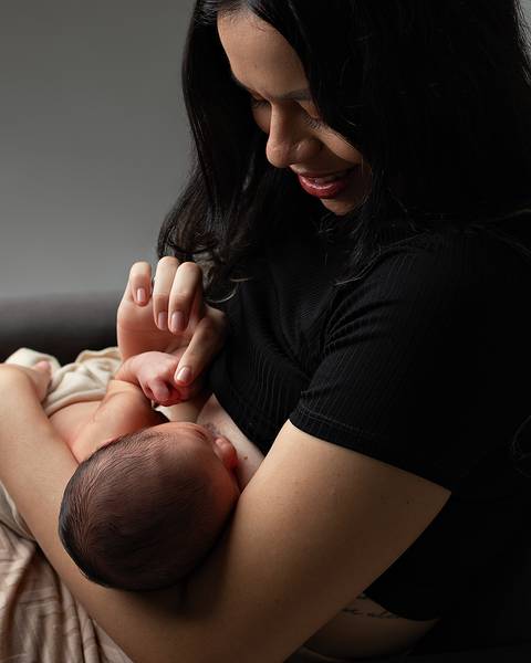 Ensaio Newborn de bebê clean e minimalista em estúdio Natal/RN'