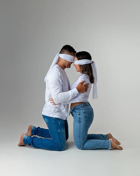 Ensaio de Revelação de Gênero do bebê em estúdio.'