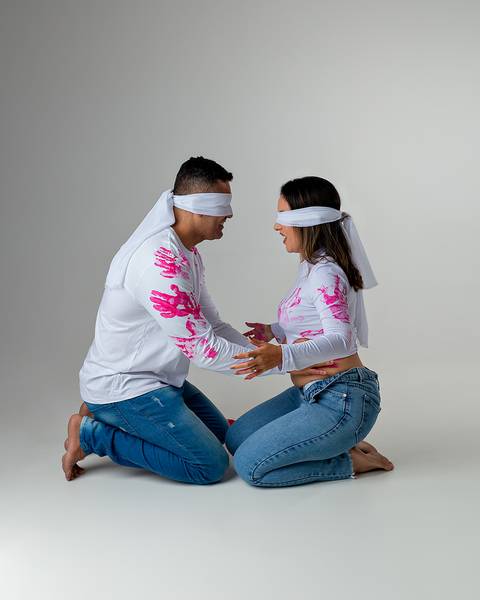 Ensaio de Revelação de Gênero do bebê em estúdio.'