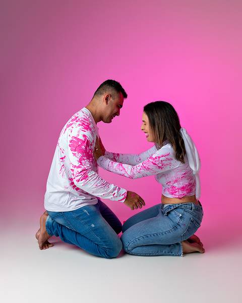 Ensaio de Revelação de Gênero do bebê em estúdio.'