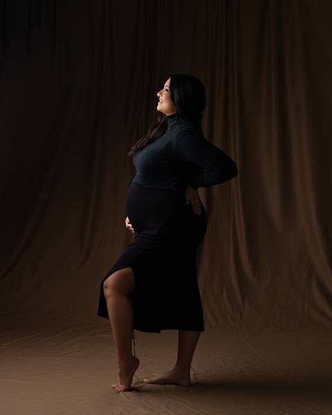 Ensaio de Gestante em Estúdio. Chique, clean e minimalista. '