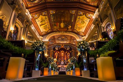 Capela da Puc São Paulo, Noivo de smoking, '