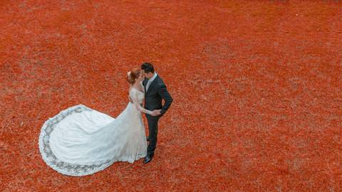 casamento no campo,  SONHO DE SE CASAR AO AR LIVRE,  VESTIDO DE NOIVA IDEAL PARA O CAMPO, PENTEADOS PARA CASAMENTO NO CAMPO, DECORAÇÃO PARA CASAMENTO NO CAMPO,
LEMBRANCINHAS PARA CASAMENTO NO CAMPO,'