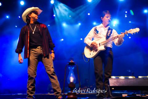 Chitãozinho e Xororó Foto: Sidnei Rodrigues'