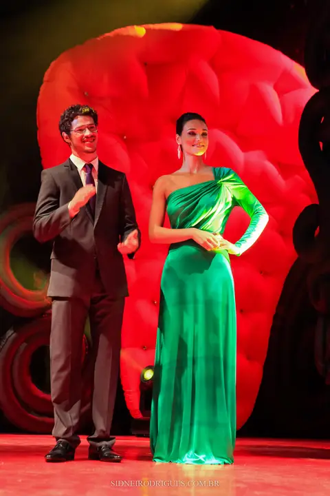 retrato perfil social'