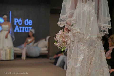 Pó de arroz, vestido de noiva'