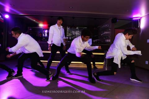 bat mitzva, Judeu
'