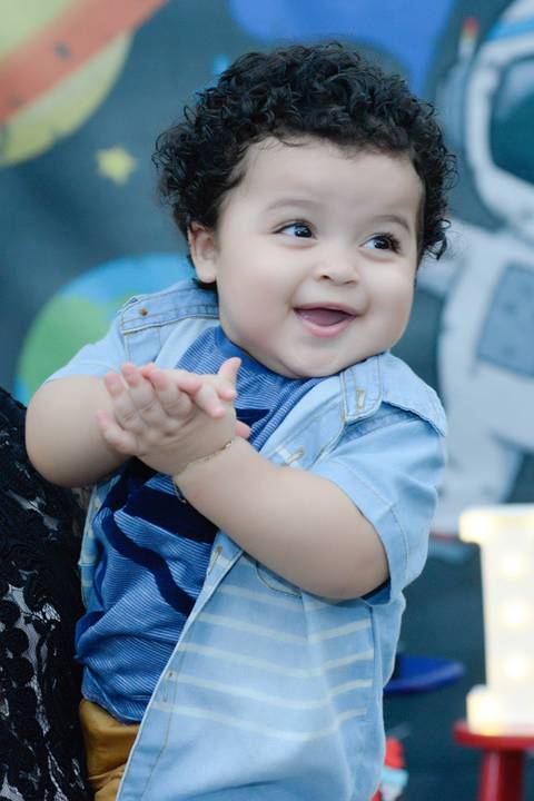 Fotografa aniversario infantil, tatuape, cobertura fotografica, foto espontanea, bebe sorrindo e batendo palminha'