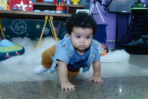 Fotografa aniversario infantil, tatuape, cobertura fotografica, foto espontanea, bebe engatinhando'