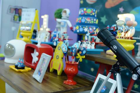 Fotografa aniversario infantil, tatuape, cobertura fotografica, mesa decorada astronauta'