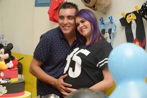 foto com emocao no cha de bebe, fotógrafa de evento infantil no tatuapé'