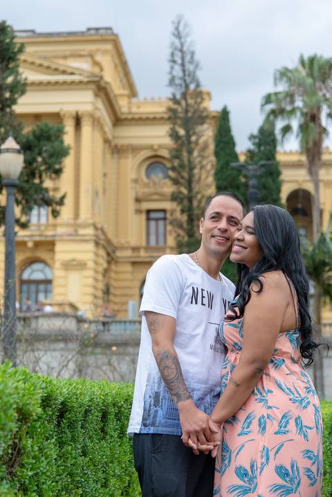 fotos de casal no museu do ipiranga. Fotografa ensaio casamento tatuape'
