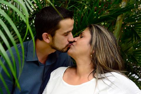 ensaio fotografico casal casamento, fotos profissionais casal. Fotógrafa de ensaio no tatuapé'