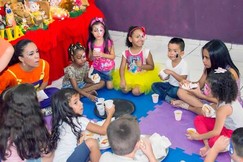 fotografa infantil e aniversario no tatuape, foto hora do lanchinho'