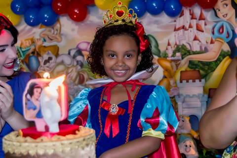 fotografa infantil e aniversario, tatuape, foto hora do parabens, aniversario de 6 anos'