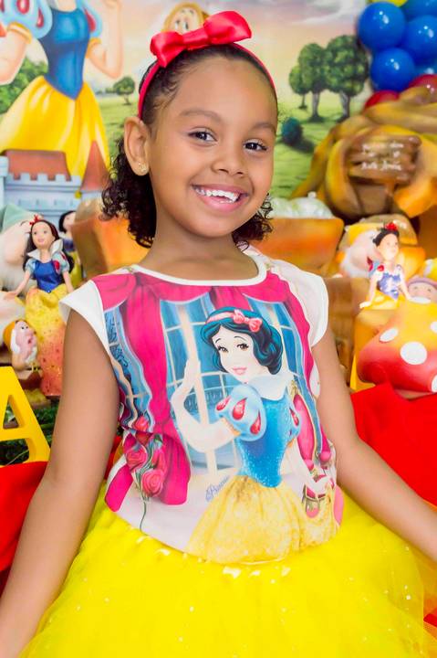 fotografa infantil e aniversario no tatuape, fotos decoraçao de festa branca de neve, aniversario de 6 anos'
