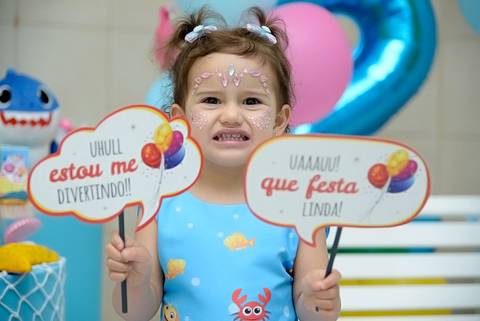 cobertura fotografica, foto festa infantil, decoraçao baby shark, foto aniversario menina 2 anos, festa em salão de festas, fotografa aniversario tatuape, fotografa de criança, fotografa de eventos, foto de criança'