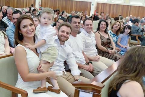 Fotografa batizado, cha de bebe, aniversario no tatuape. Foto batismo, paroquia santa rita de cassia. Batizado Catolico. batizado infantil sem madrinha, fotos espontaneas na igreja'