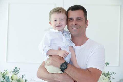 Fotografa batizado, cha de bebe, aniversario, tatuape. batizado catolico, recepcao de batizado, mesa decoracao batizado, fotos com o padrinho na mesa de decoracao, decoracao sofisticada batizado'