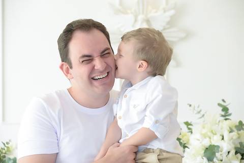 Fotografa batizado, cha de bebe, aniversario no tatuape. batizado catolico, recepcao de batizado, mesa de decoracao de batizado, foto aniversariante, foto com o padrinho'