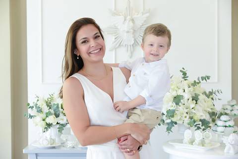 Fotografa batizado, cha de bebe, aniversario, tatuape. batizado catolico, recepcao de batizado, mesa decoracao batizado, fotos com a mamae na mesa de decoracao, decoracao sofisticada batizado'