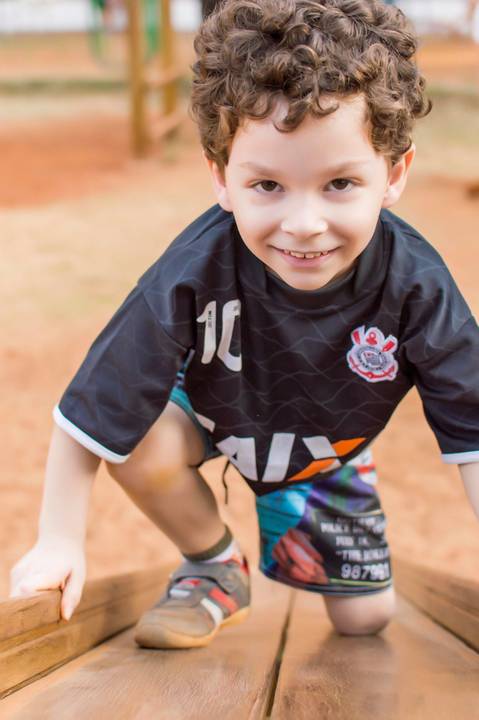 ensaio infantil, lifestyle, 4 anos, acompanhamento bebe, fotografa tatuape, ensaio menino, ensaio na rua, ensaio na praça, criança no escorregador, fotografa infantil'