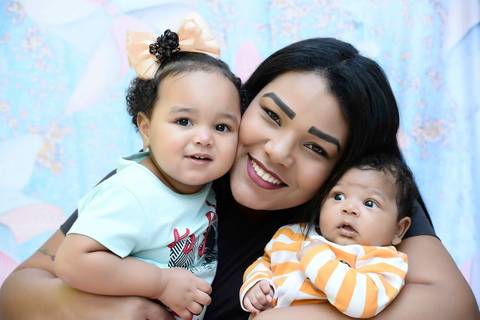 ensaio mae e filhos, fotografa tatuape, ensaio familia em casa'