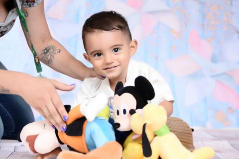 ensaio infantil no tatuape, ensaio menino 2 anos tema turma do mickey'
