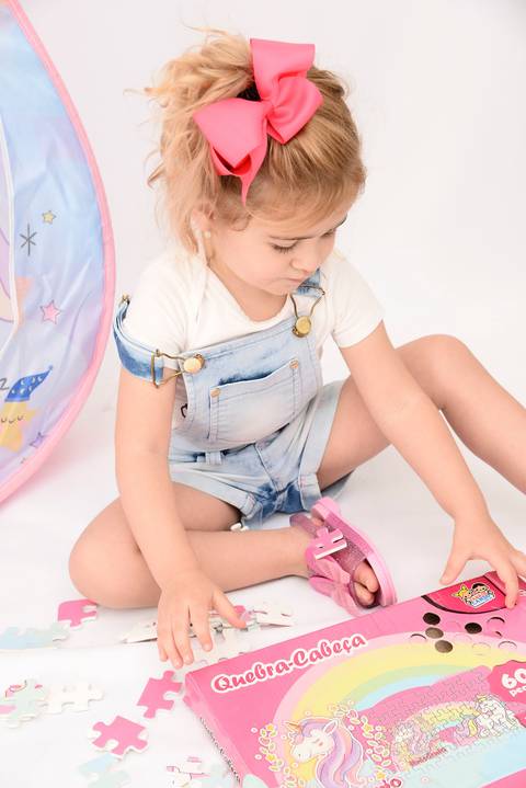 criança brincando em ensaio infantil, fotografa para redes sociais tatuape'