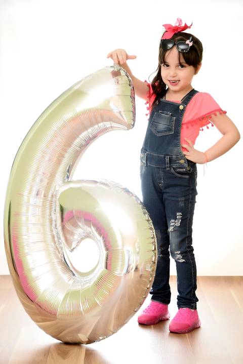 ensaio infantil 6 anos, ensaio em fundo branco infantil, fotografa blogueirinha tatuape'