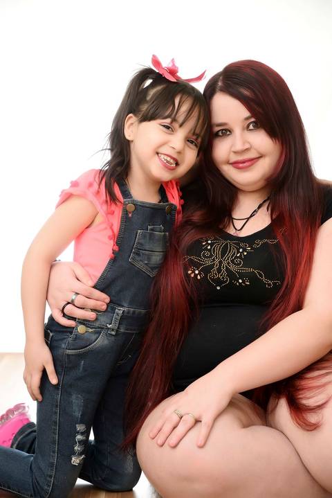 ensaio infantil fundo infinito, foto com a mamae, estudio infantil tatuape'