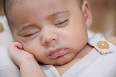 newborn em estudio no tatuape, detalhes do ensaio newborn'