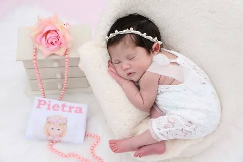 ensaio newborn em casa, newborn em estudio tatuape, fotografa especializada em bebes'