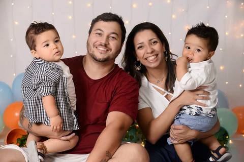 ensaio familia em estudio, smash the cake de gemeos, estudio tatuape'