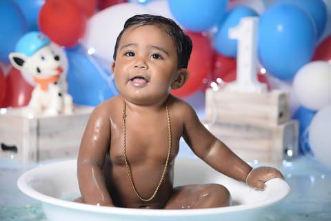 ensaio splash baby tatuape, ensaio do banho, bebe de um ano tomando banho'