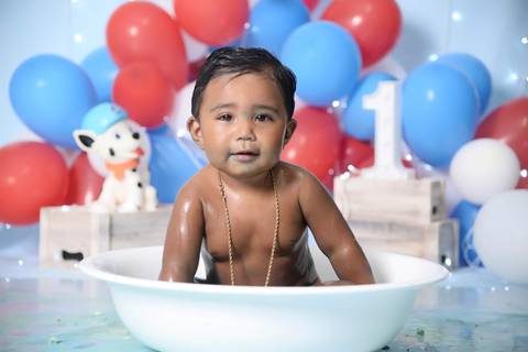 hora do banho no ensaio fotografico, estudio infantil no tatuape'