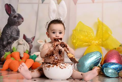 ensaio pascoa tatuape, estudio fotografico infantil, ensaio com chocolate, pascoa 2021 com chocolate, ensaio de bebe, fotografa de bebe tatuape'