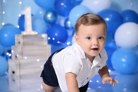 smash the cake degrade azul, ensaio um ano em estudio fotografico tatuape'